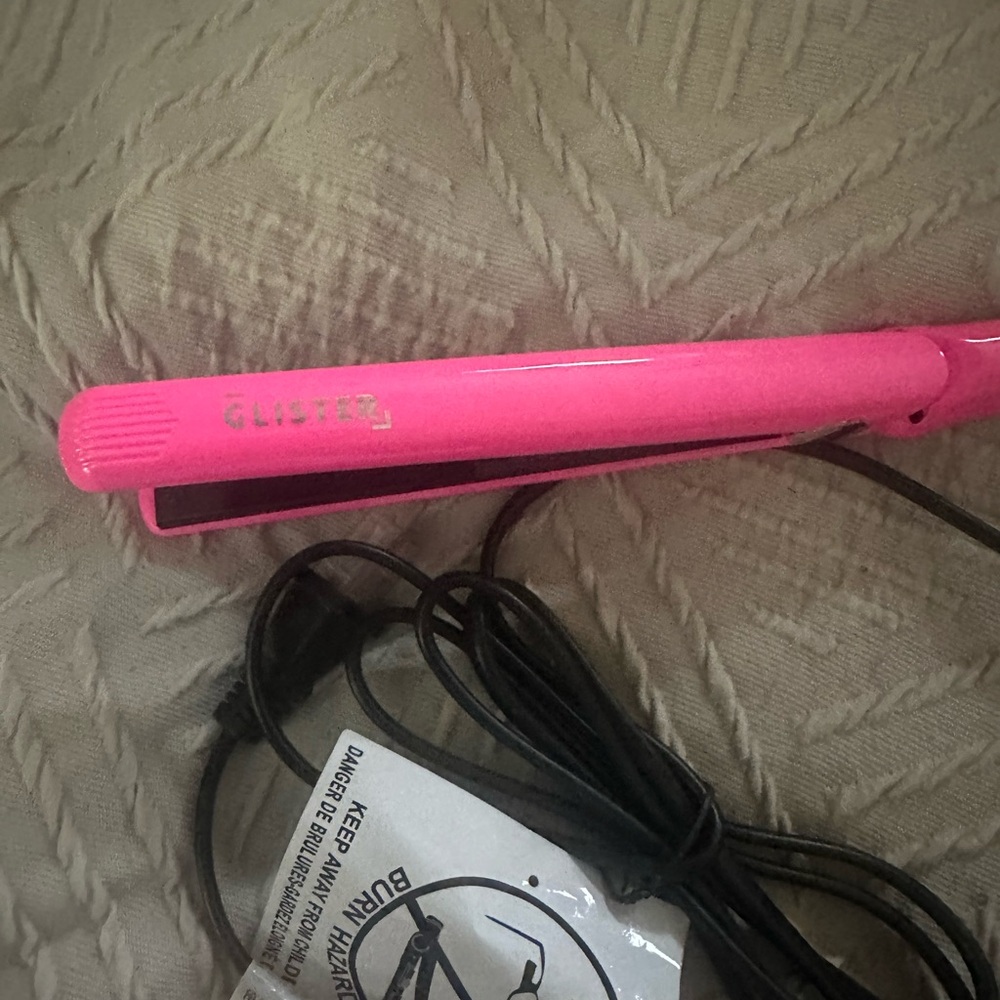 Glister Hair Straightener new